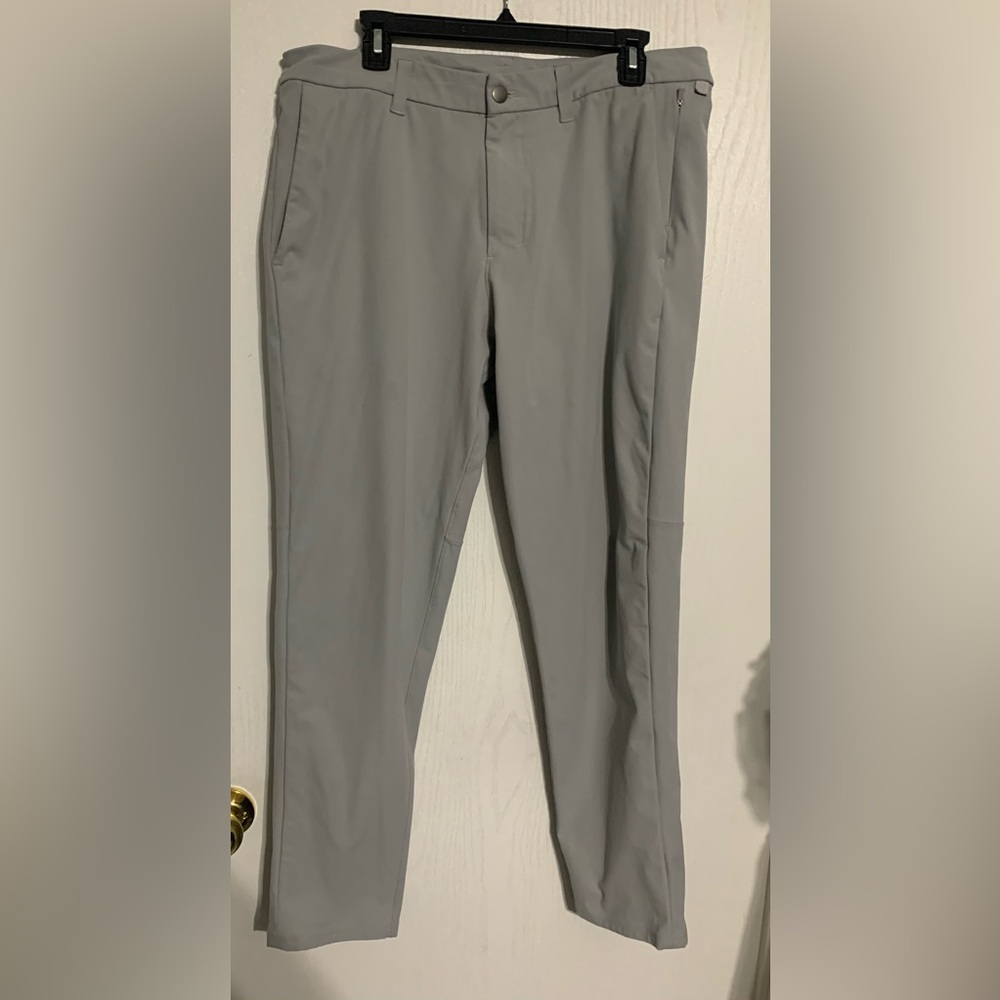 Lululemon Men's Commission Pant Slim in Gray